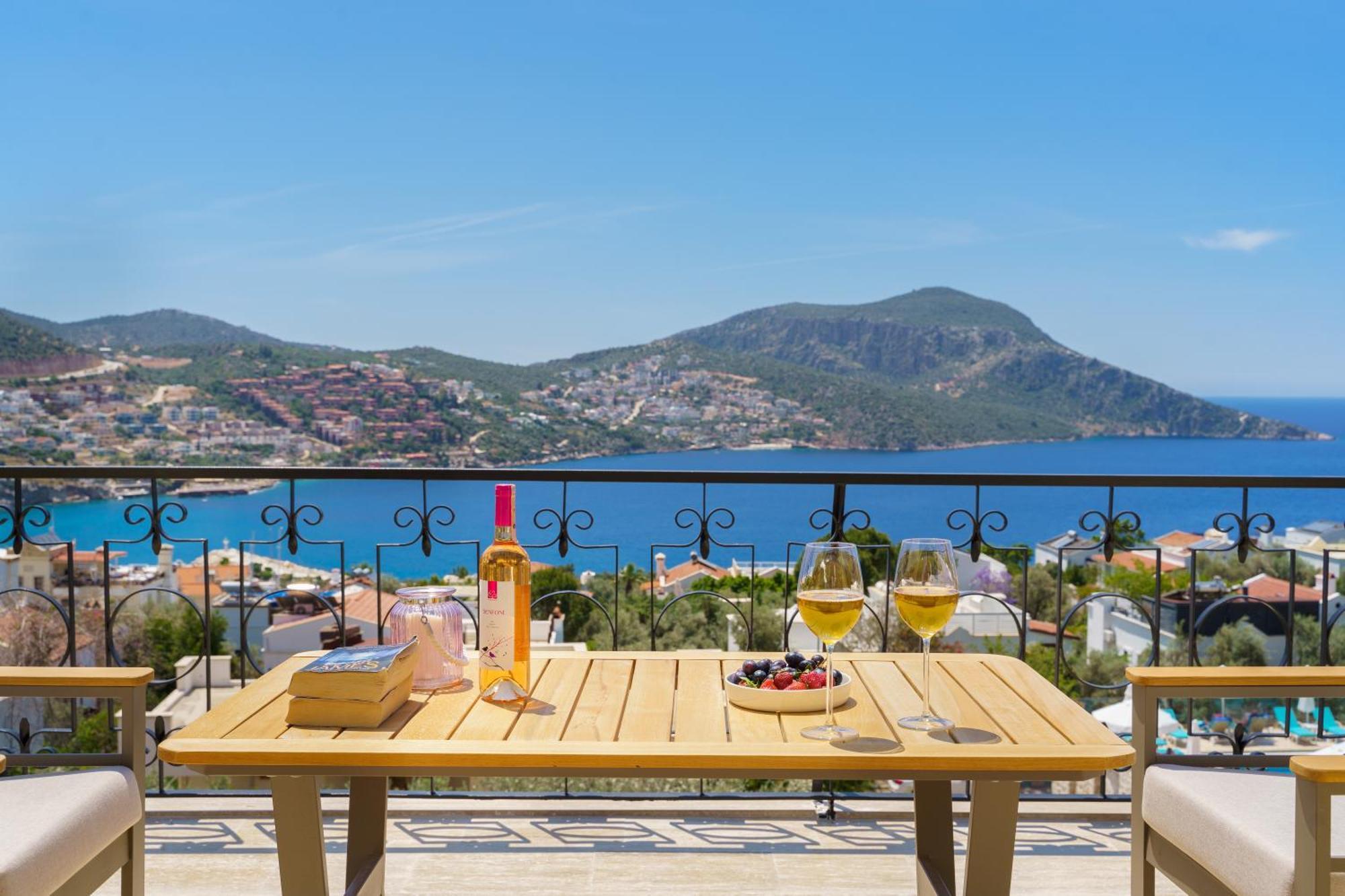 Villa Vista Mare Kalkan Eksteriør billede